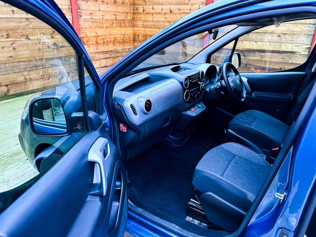 2018 PEUGEOT PARTNER TEPEE 2018 PEUGEOT PARTNER TEPEE