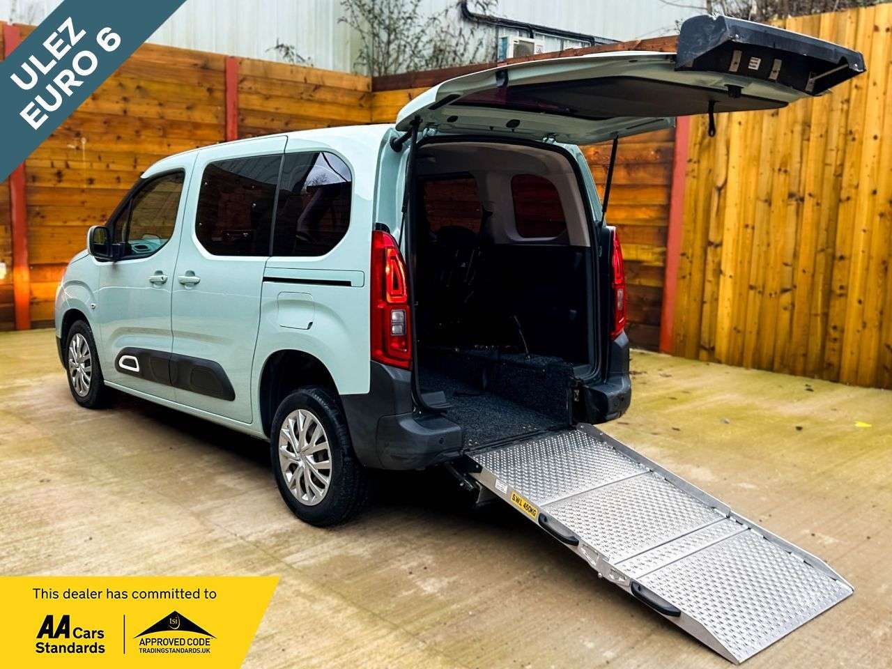A 2020 CITROEN BERLINGO 3 Seat Auto Wheelchair Accessible Disabled Access Vehicle WAV A 2020 CITROEN BERLINGO 3 Seat Auto Wheelchair Accessible Disabled Access Vehicle WAV