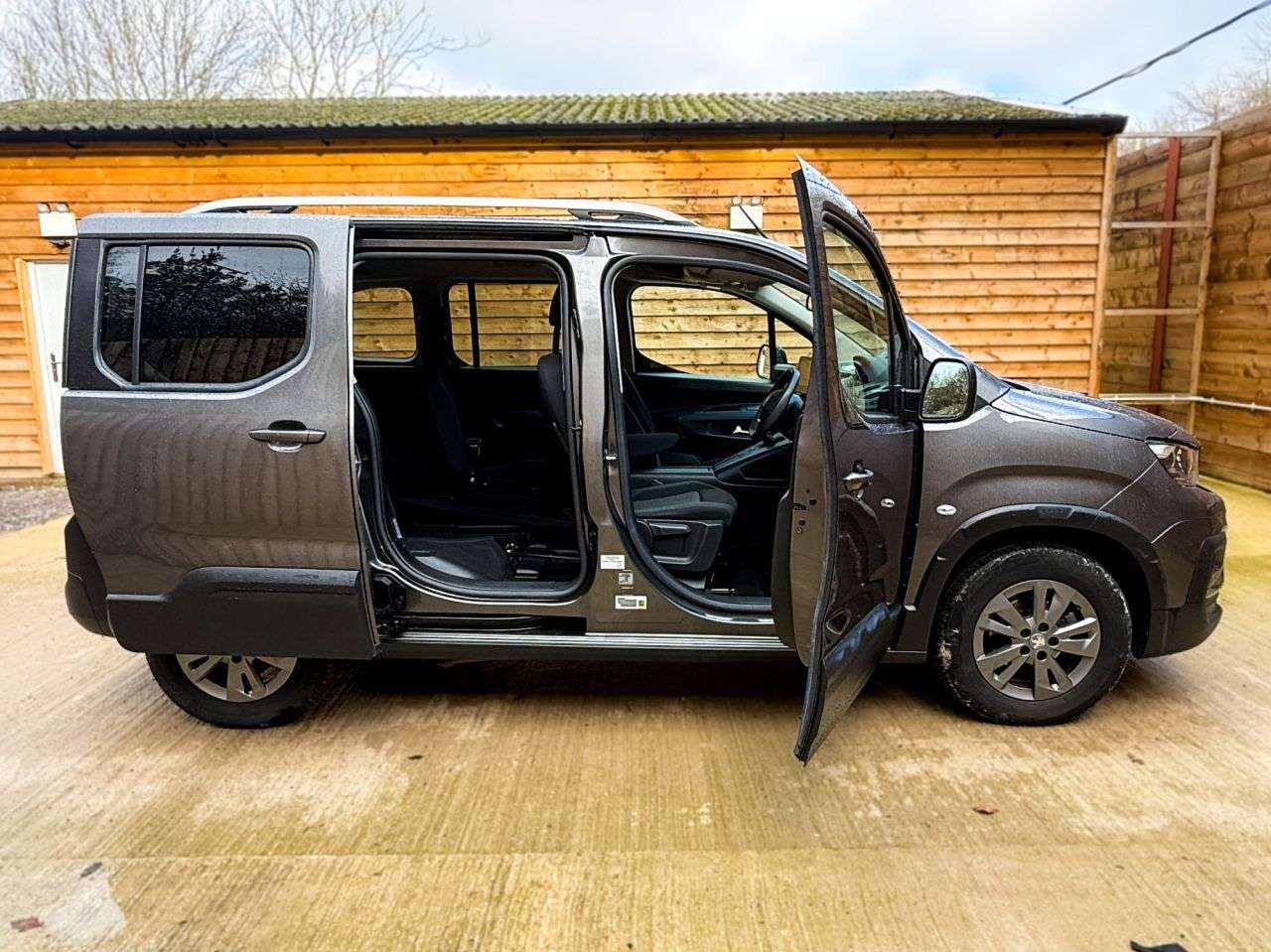 2022 PEUGEOT RIFTER 2022 PEUGEOT RIFTER