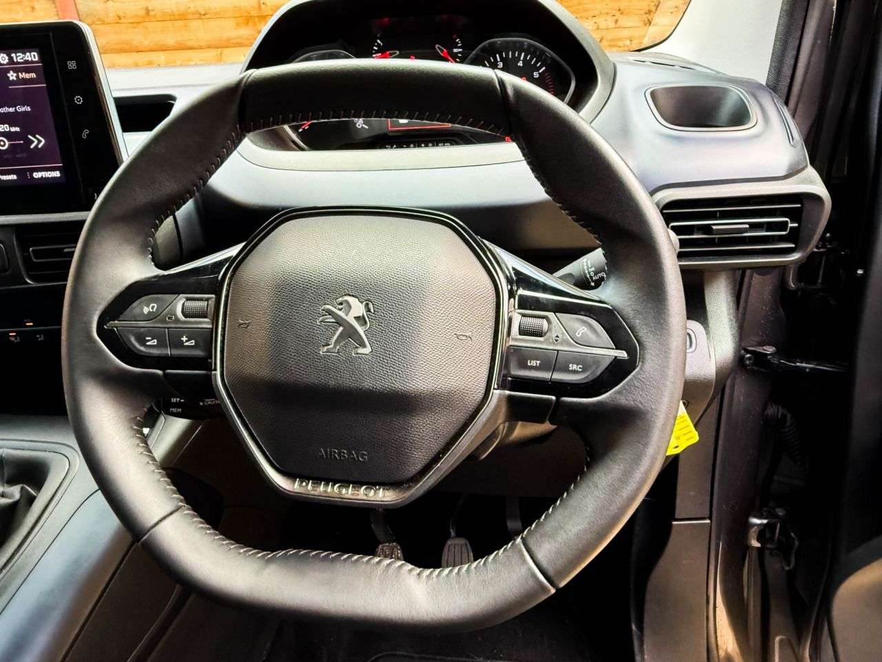 A 2022 PEUGEOT RIFTER 3 Seat Wheelchair Accessible Disabled Access Vehicle WAV A 2022 PEUGEOT RIFTER 3 Seat Wheelchair Accessible Disabled Access Vehicle WAV