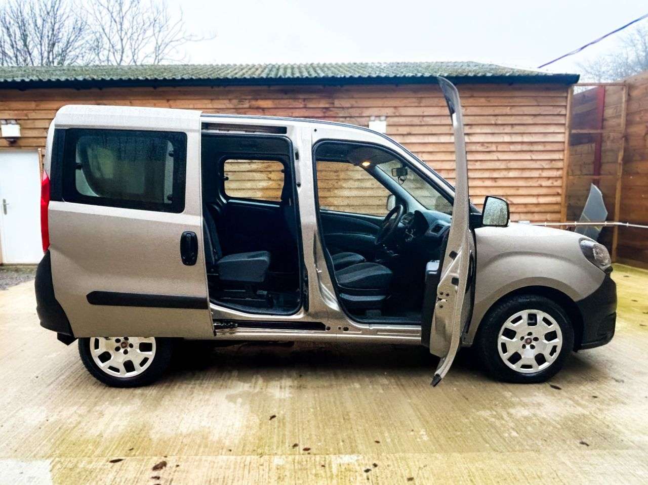 2019 FIAT DOBLO 2019 FIAT DOBLO