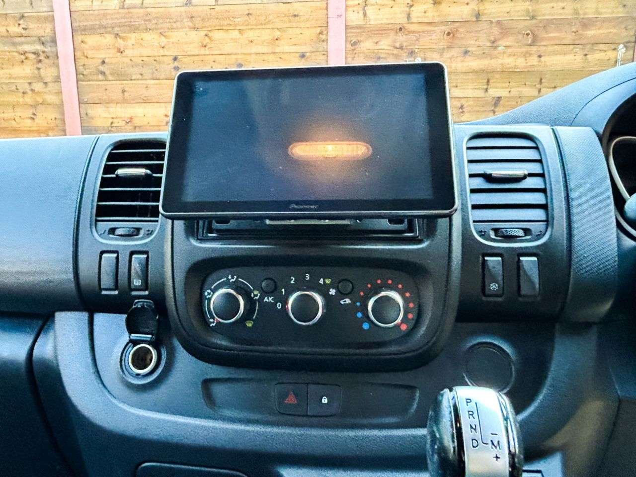 2021 RENAULT TRAFIC 2021 RENAULT TRAFIC