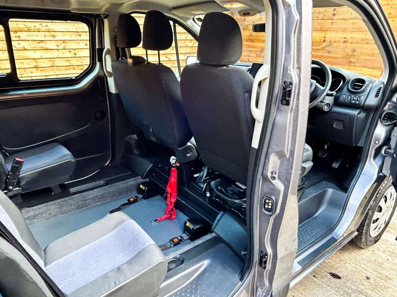 2021 RENAULT TRAFIC 2021 RENAULT TRAFIC