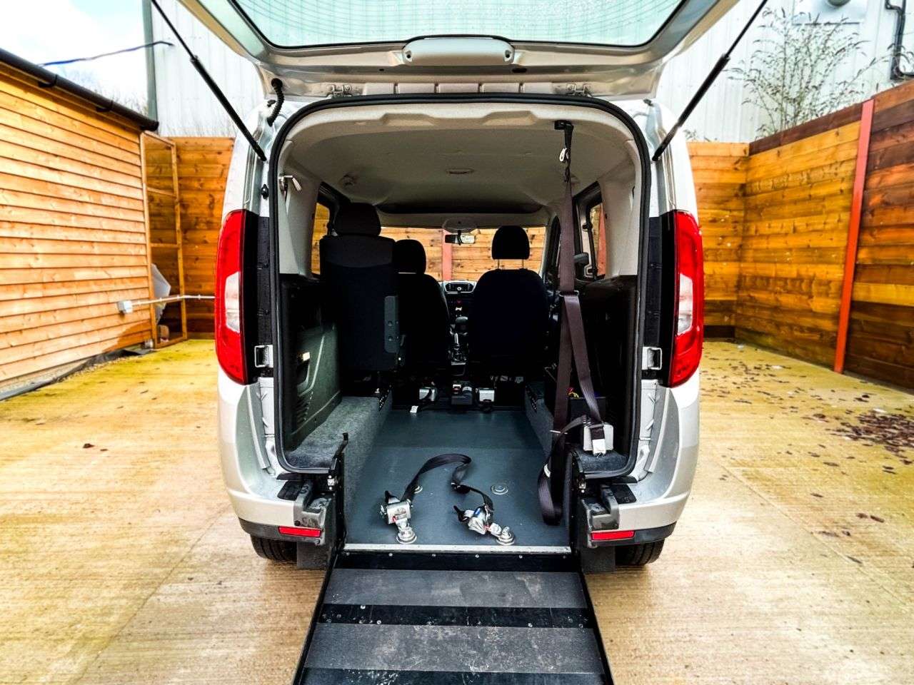 2018 FIAT DOBLO 2018 FIAT DOBLO