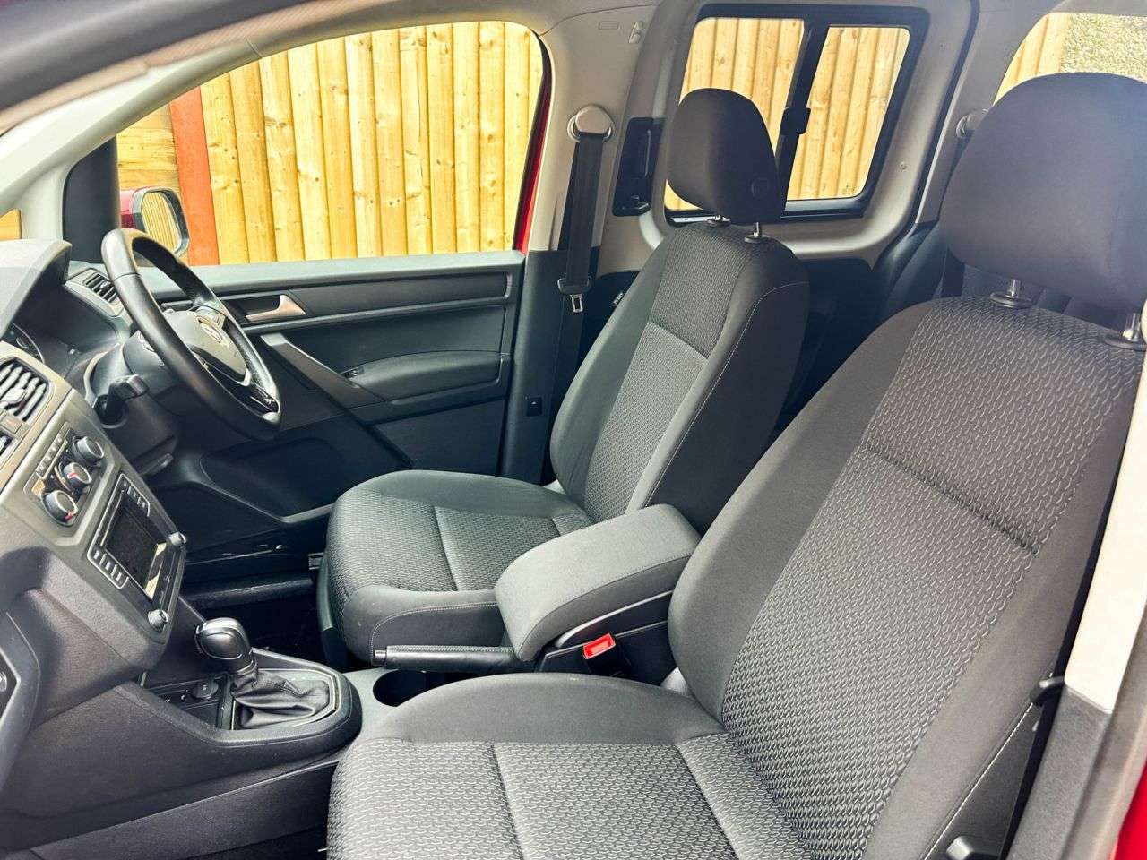 2021 VOLKSWAGEN CADDY MAXI LIFE 2021 VOLKSWAGEN CADDY MAXI LIFE