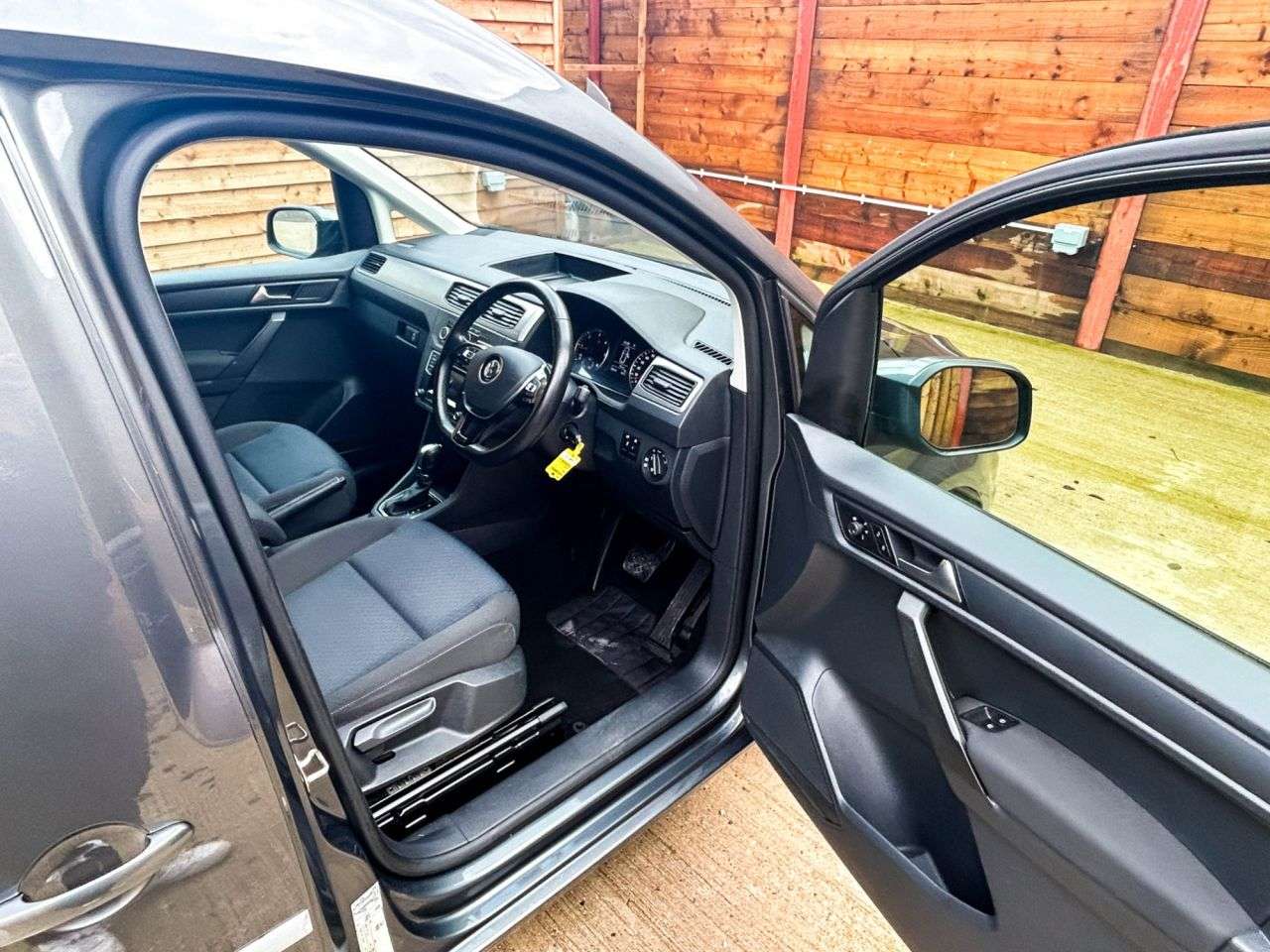 2018 VOLKSWAGEN CADDY LIFE 2018 VOLKSWAGEN CADDY LIFE