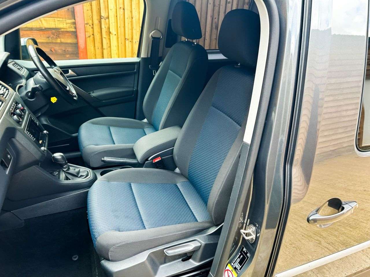 2018 VOLKSWAGEN CADDY LIFE 2018 VOLKSWAGEN CADDY LIFE