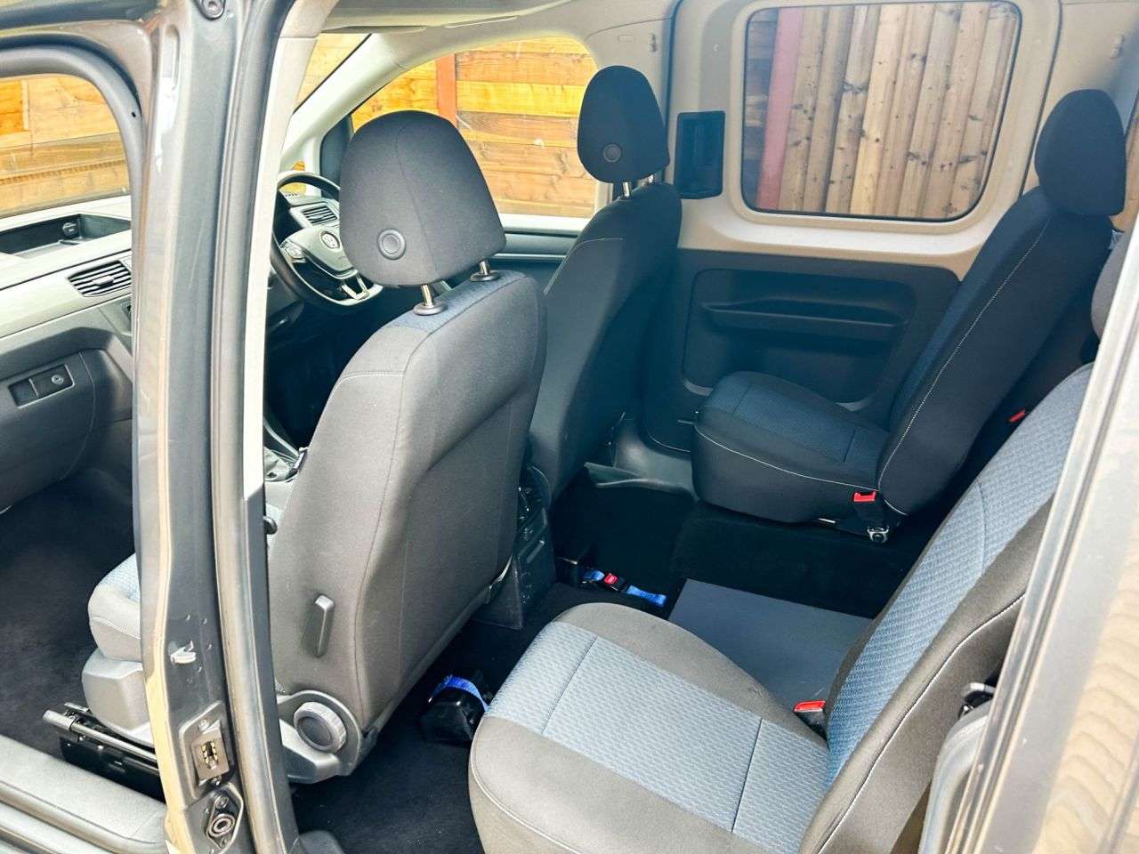 2018 VOLKSWAGEN CADDY LIFE 2018 VOLKSWAGEN CADDY LIFE