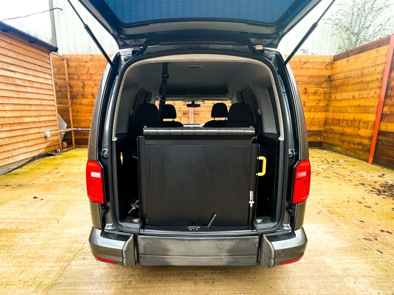 2018 VOLKSWAGEN CADDY LIFE 2018 VOLKSWAGEN CADDY LIFE