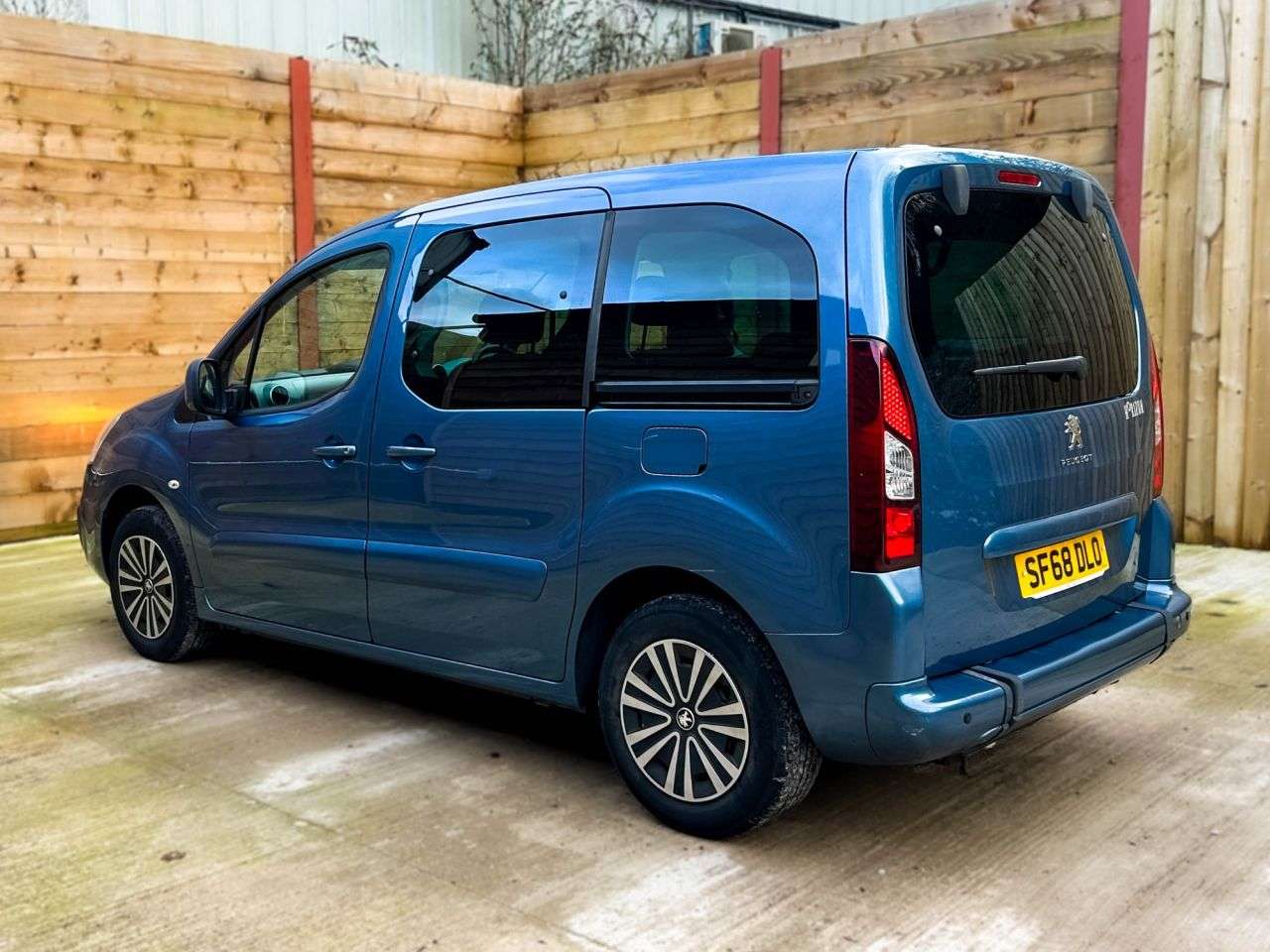 2018 PEUGEOT PARTNER TEPEE 2018 PEUGEOT PARTNER TEPEE