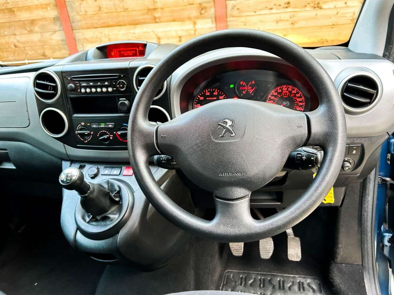 A 2018 PEUGEOT PARTNER TEPEE 5 Seat Wheelchair Accessible Disabled Access Vehicle WAV A 2018 PEUGEOT PARTNER TEPEE 5 Seat Wheelchair Accessible Disabled Access Vehicle WAV