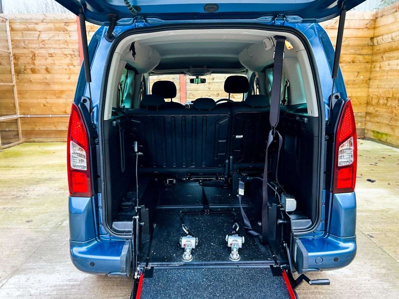 2018 PEUGEOT PARTNER TEPEE 2018 PEUGEOT PARTNER TEPEE