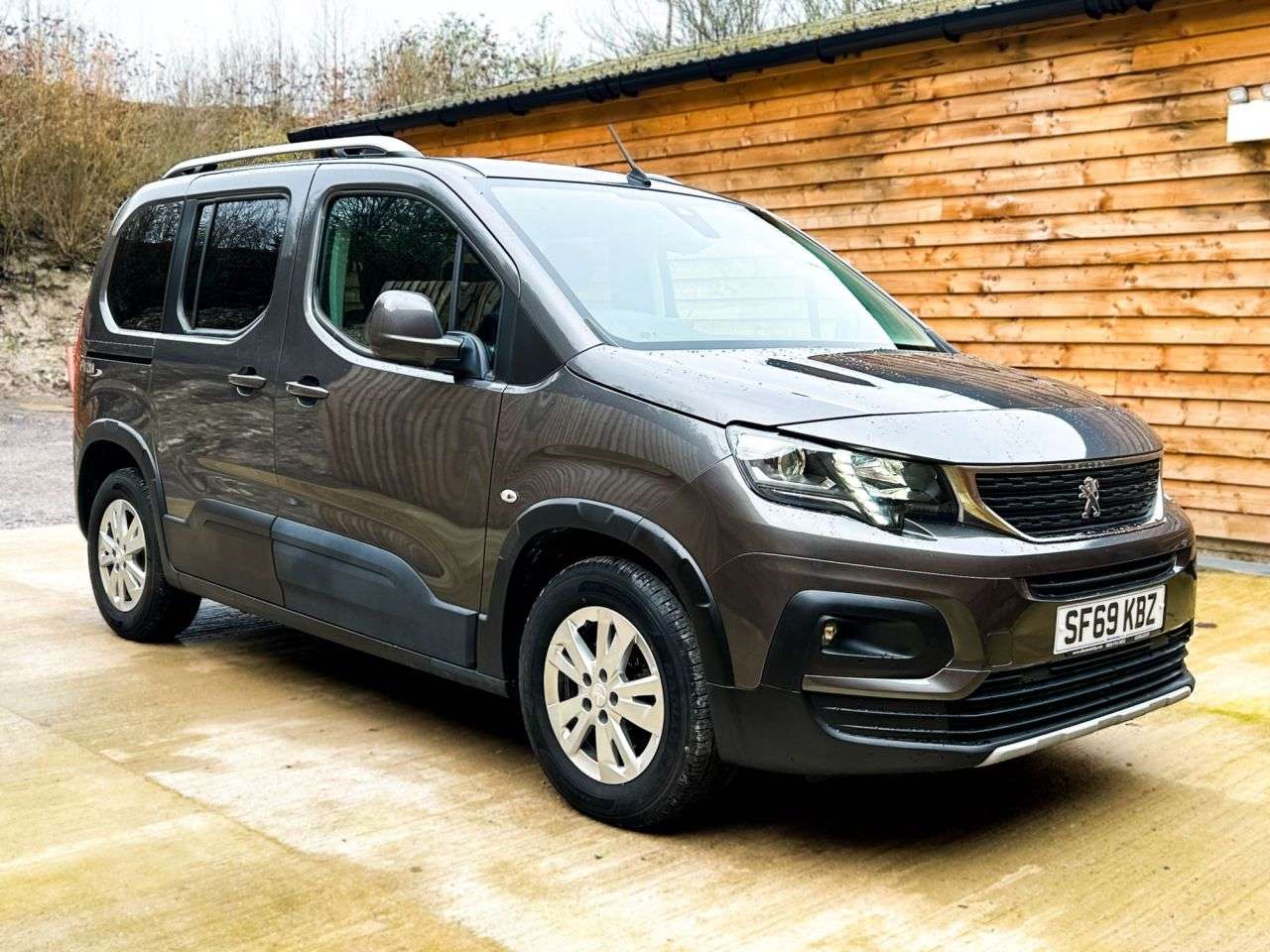 A 2020 PEUGEOT RIFTER 4 Seat Auto Wheelchair Accessible Disabled Access Vehicle WAV A 2020 PEUGEOT RIFTER 4 Seat Auto Wheelchair Accessible Disabled Access Vehicle WAV
