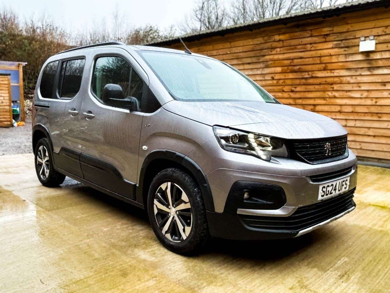 A 2024 PEUGEOT RIFTER 3 Seat Auto Wheelchair Accessible Disabled Access Vehicle WAV A 2024 PEUGEOT RIFTER 3 Seat Auto Wheelchair Accessible Disabled Access Vehicle WAV