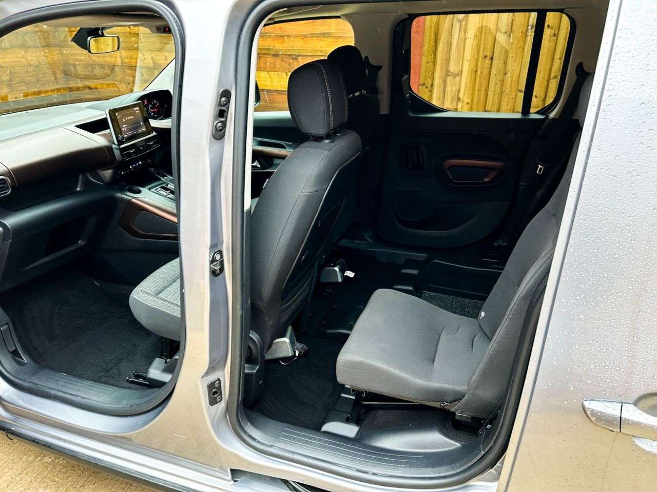 2024 PEUGEOT RIFTER 2024 PEUGEOT RIFTER