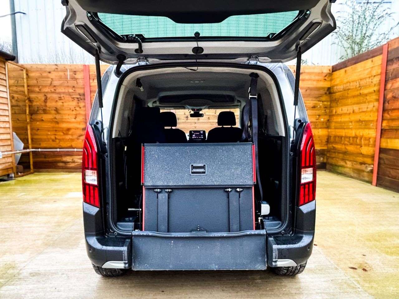 2024 PEUGEOT RIFTER 2024 PEUGEOT RIFTER