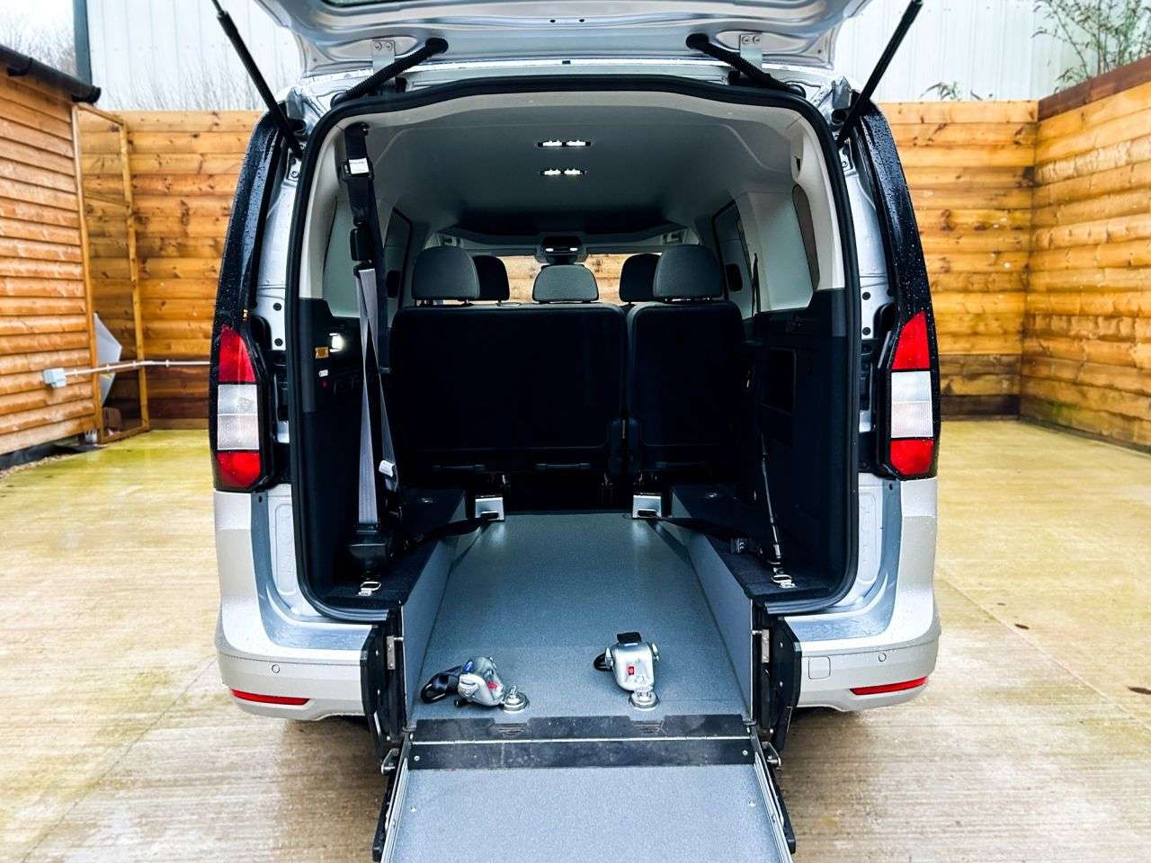 2024 FORD GRAND TOURNEO CONNECT 2024 FORD GRAND TOURNEO CONNECT