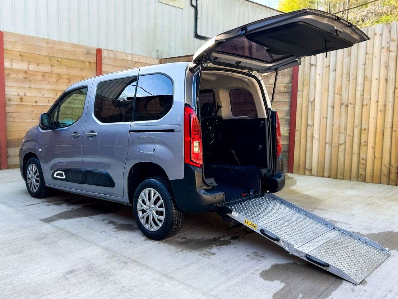 A 2020 CITROEN BERLINGO 3 Seat Wheelchair accessible Disabled Access Vehicle WAV A 2020 CITROEN BERLINGO 3 Seat Wheelchair accessible Disabled Access Vehicle WAV