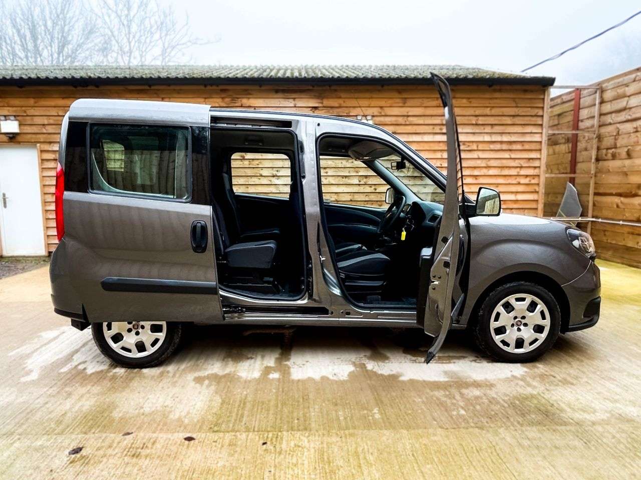 2019 FIAT DOBLO 2019 FIAT DOBLO