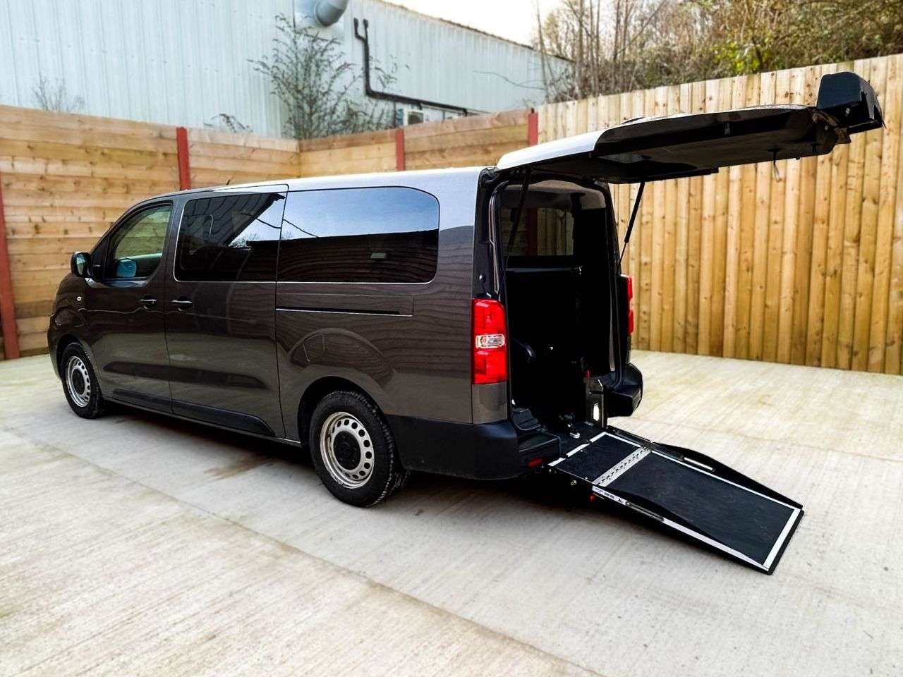 A 2023 VAUXHALL VIVARO LIFE ELECTRIC 6 Seat Electric Wheelchair Accessible Disabled Access Vehicle WAV A 2023 VAUXHALL VIVARO LIFE ELECTRIC 6 Seat Electric Wheelchair Accessible Disabled Access Vehicle WAV
