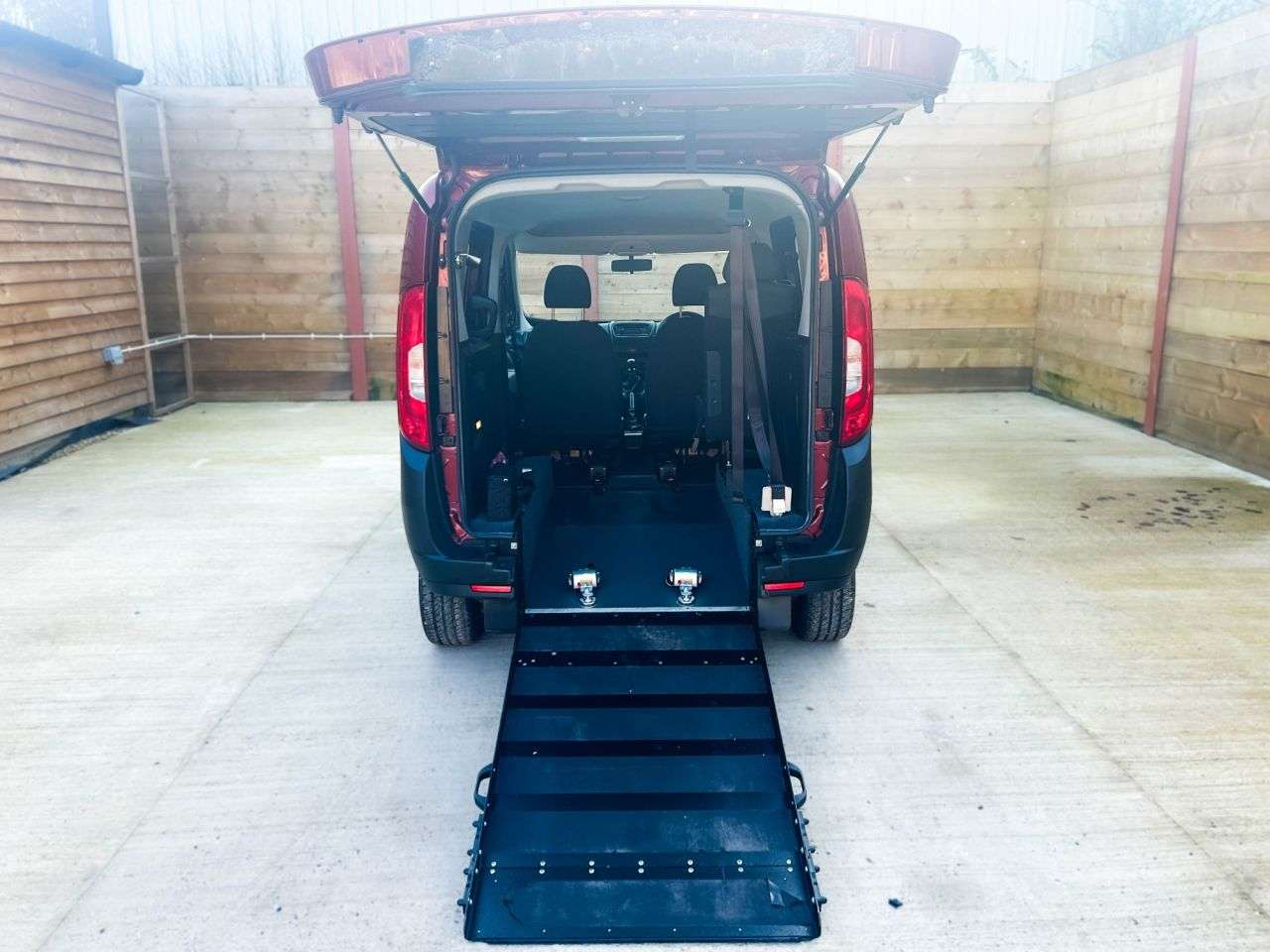 2019 FIAT DOBLO 2019 FIAT DOBLO