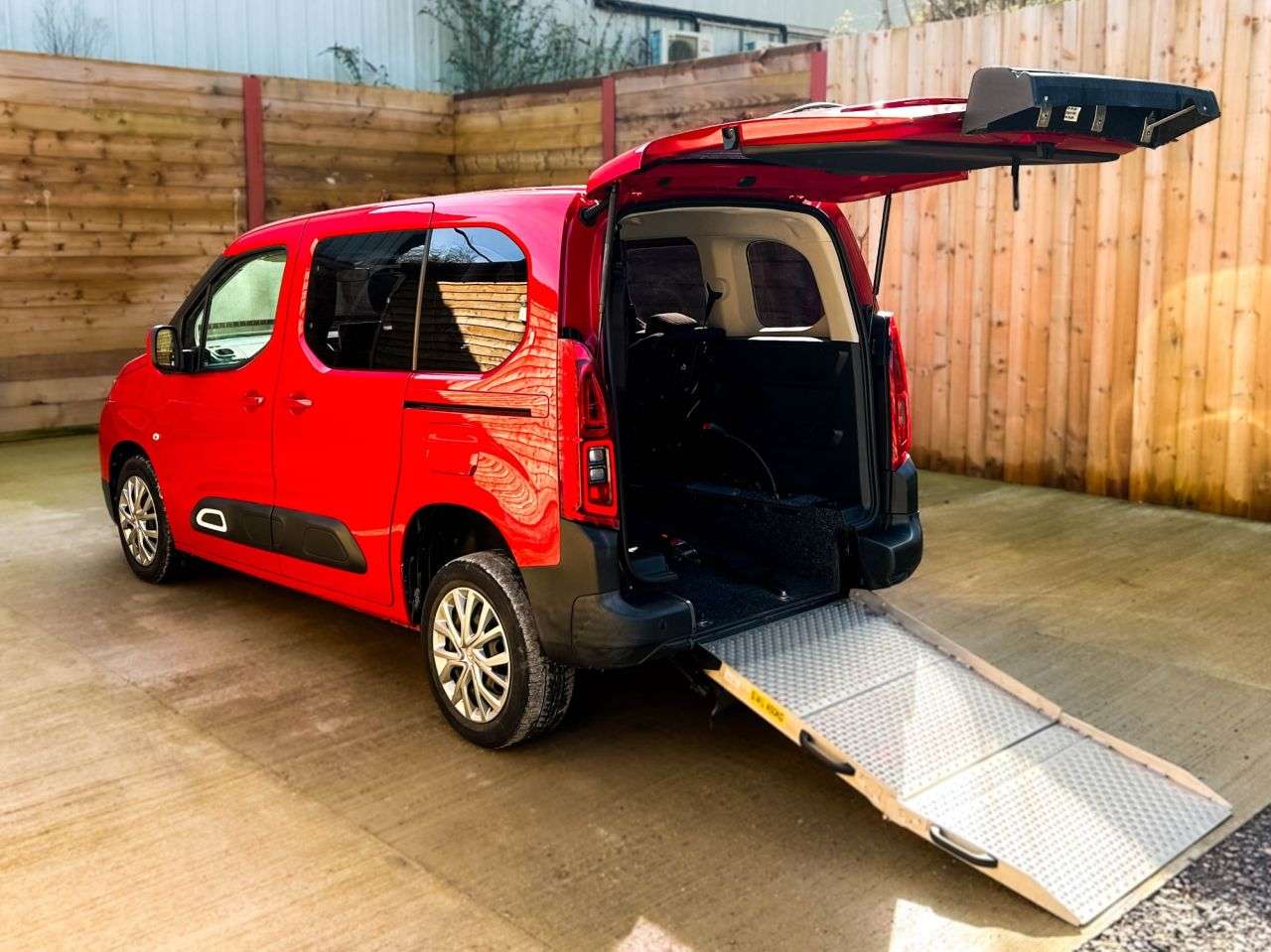 A 2019 CITROEN BERLINGO 3 Seat Wheelchair Accessible Disabled Access Vehicle WAV A 2019 CITROEN BERLINGO 3 Seat Wheelchair Accessible Disabled Access Vehicle WAV