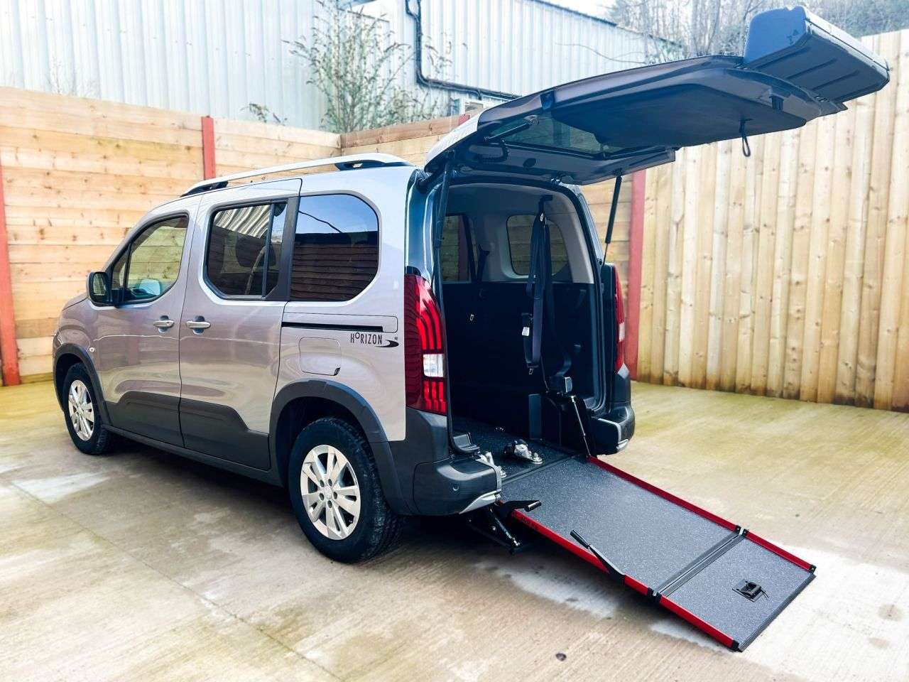 A 2020 PEUGEOT RIFTER 3 Seat Auto Wheelchair Accessible Disabled Access Vehicle WAV A 2020 PEUGEOT RIFTER 3 Seat Auto Wheelchair Accessible Disabled Access Vehicle WAV