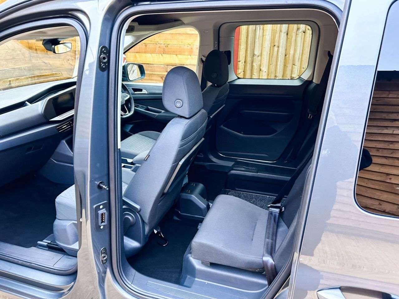 2025 VOLKSWAGEN CADDY LIFE 2025 VOLKSWAGEN CADDY LIFE