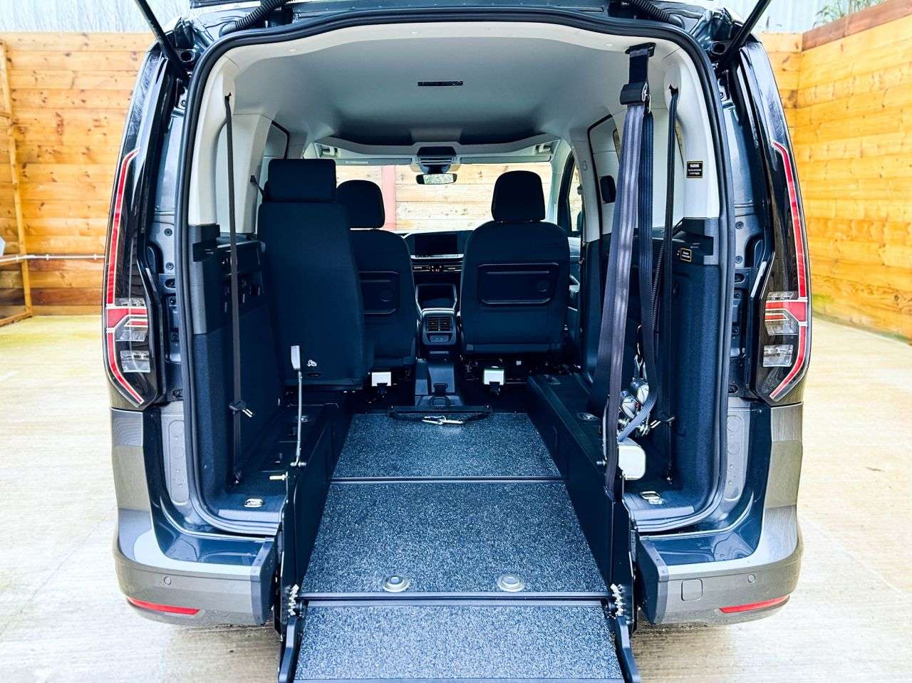 2025 VOLKSWAGEN CADDY LIFE 2025 VOLKSWAGEN CADDY LIFE