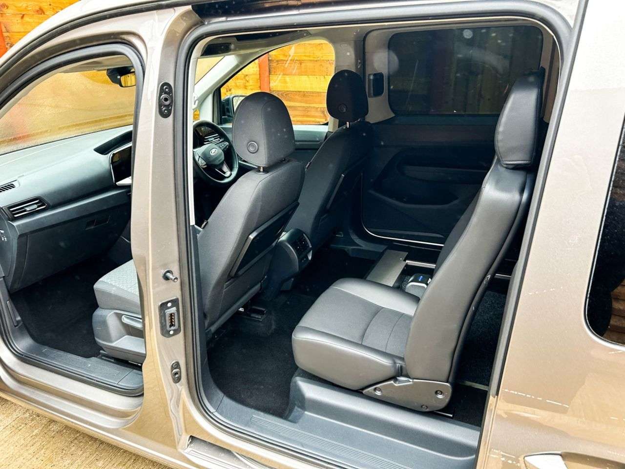 2025 FORD GRAND TOURNEO CONNECT 2025 FORD GRAND TOURNEO CONNECT