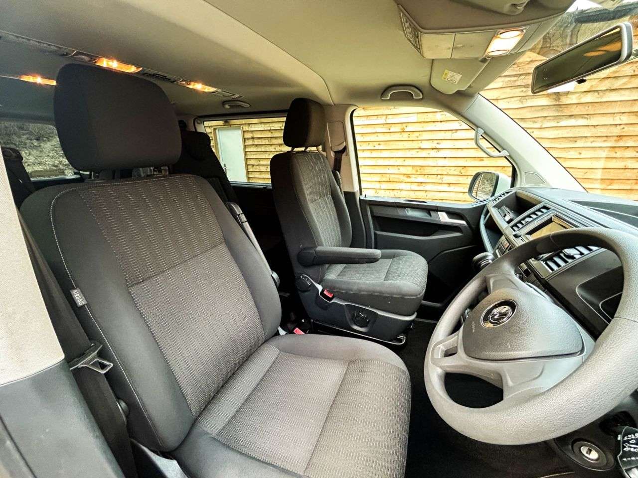 2017 VOLKSWAGEN TRANSPORTER 2017 VOLKSWAGEN TRANSPORTER