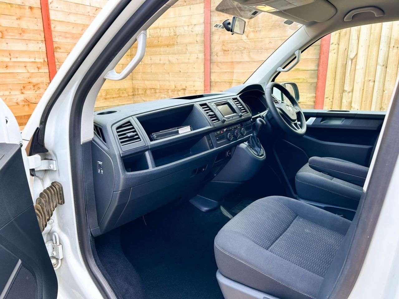 2017 VOLKSWAGEN TRANSPORTER 2017 VOLKSWAGEN TRANSPORTER