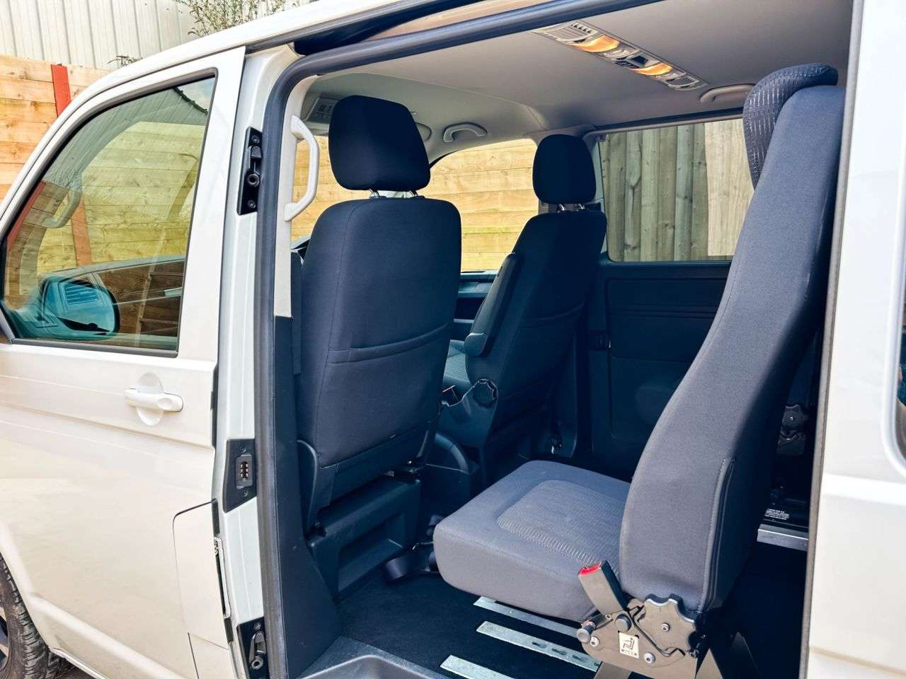 2017 VOLKSWAGEN TRANSPORTER 2017 VOLKSWAGEN TRANSPORTER