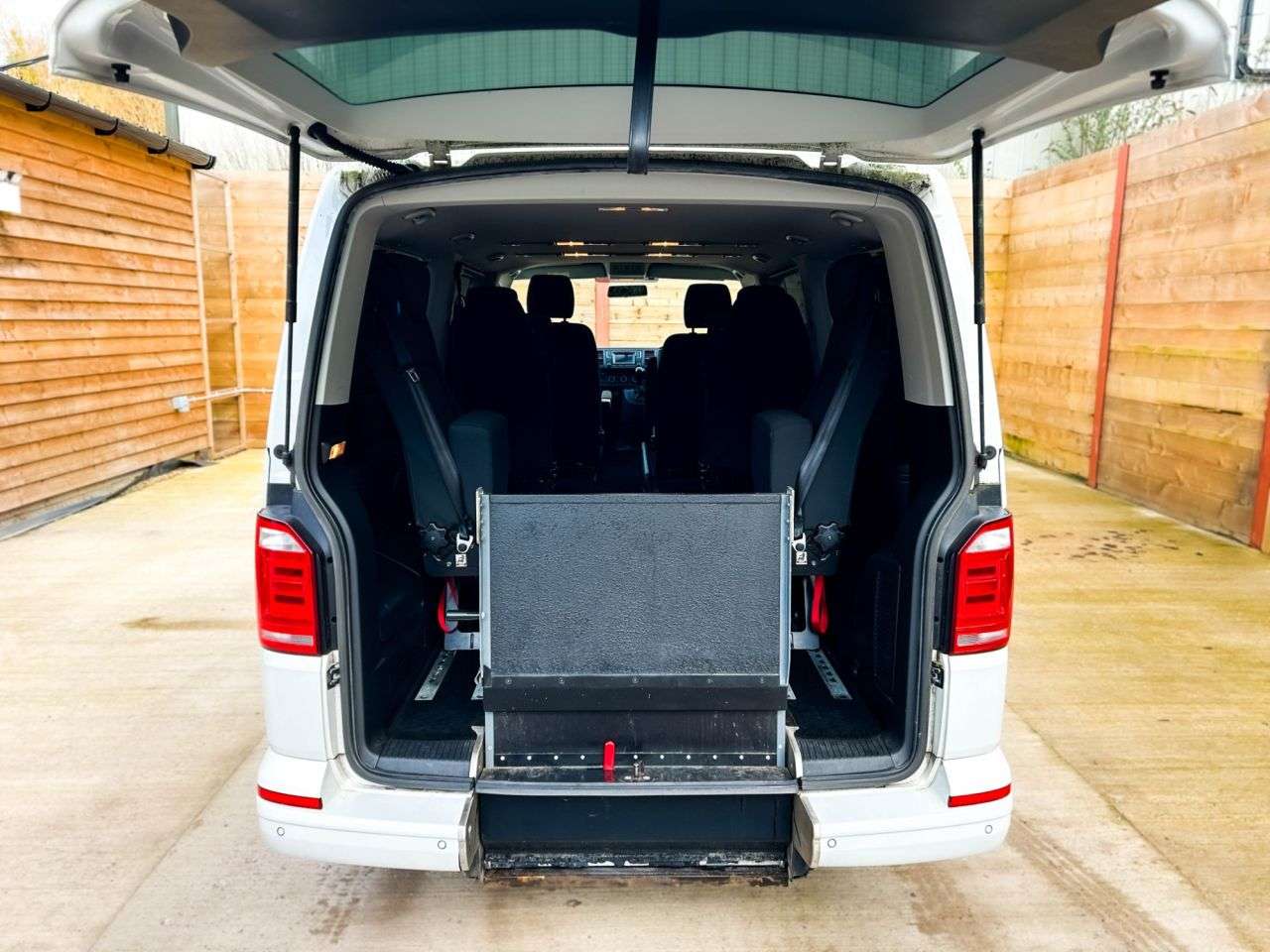 2017 VOLKSWAGEN TRANSPORTER 2017 VOLKSWAGEN TRANSPORTER