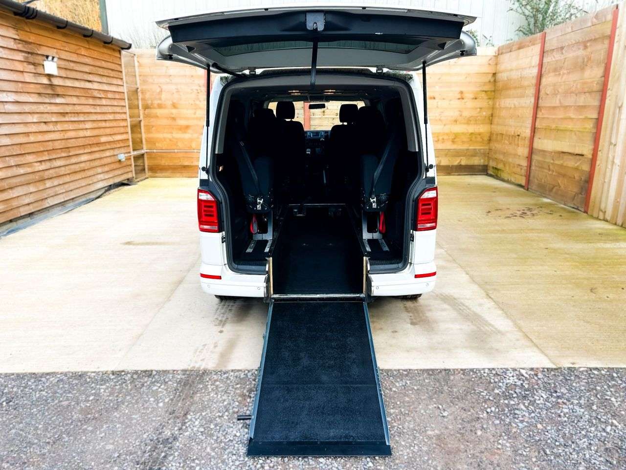 2017 VOLKSWAGEN TRANSPORTER 2017 VOLKSWAGEN TRANSPORTER