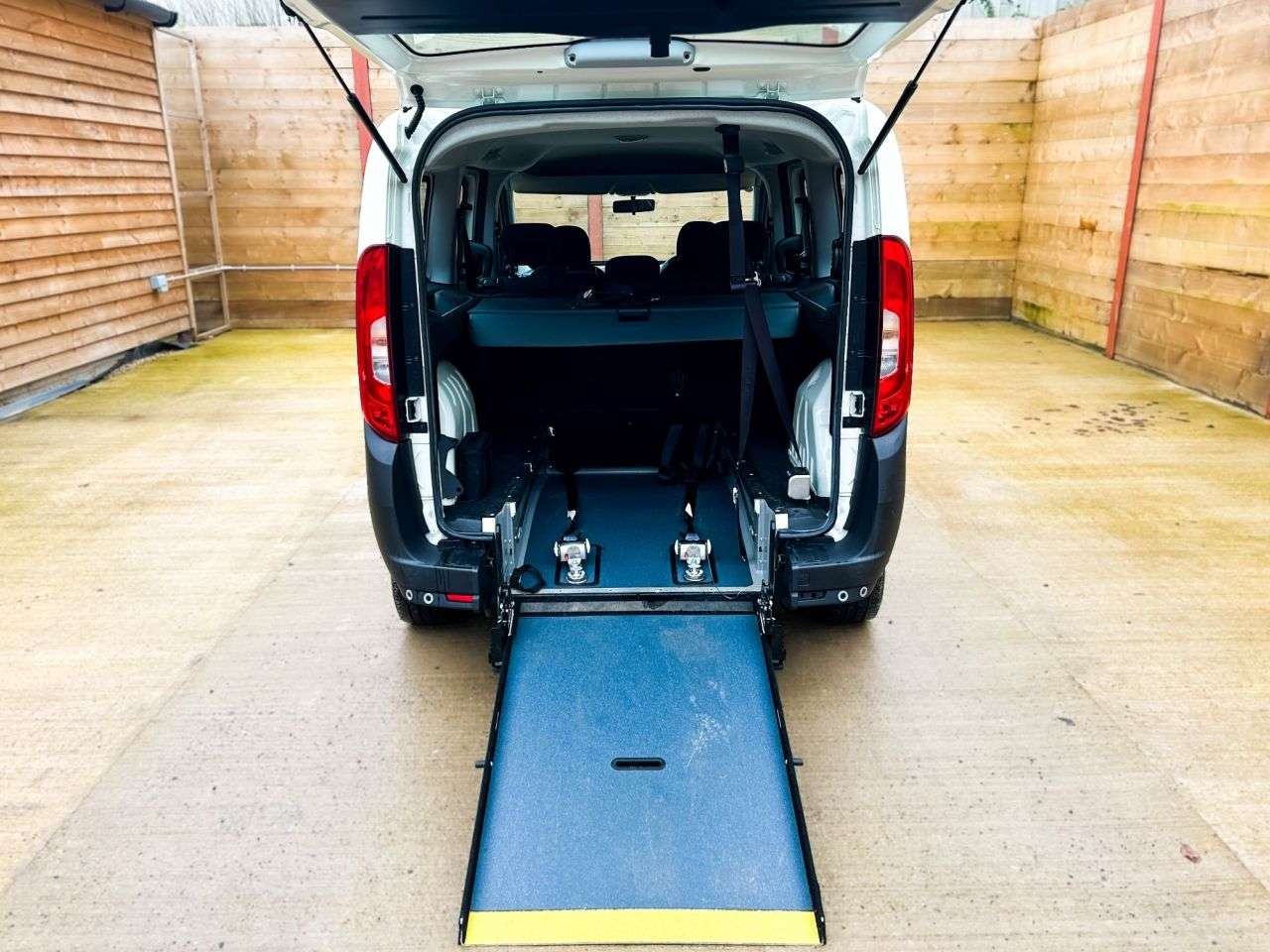 2018 FIAT DOBLO 2018 FIAT DOBLO