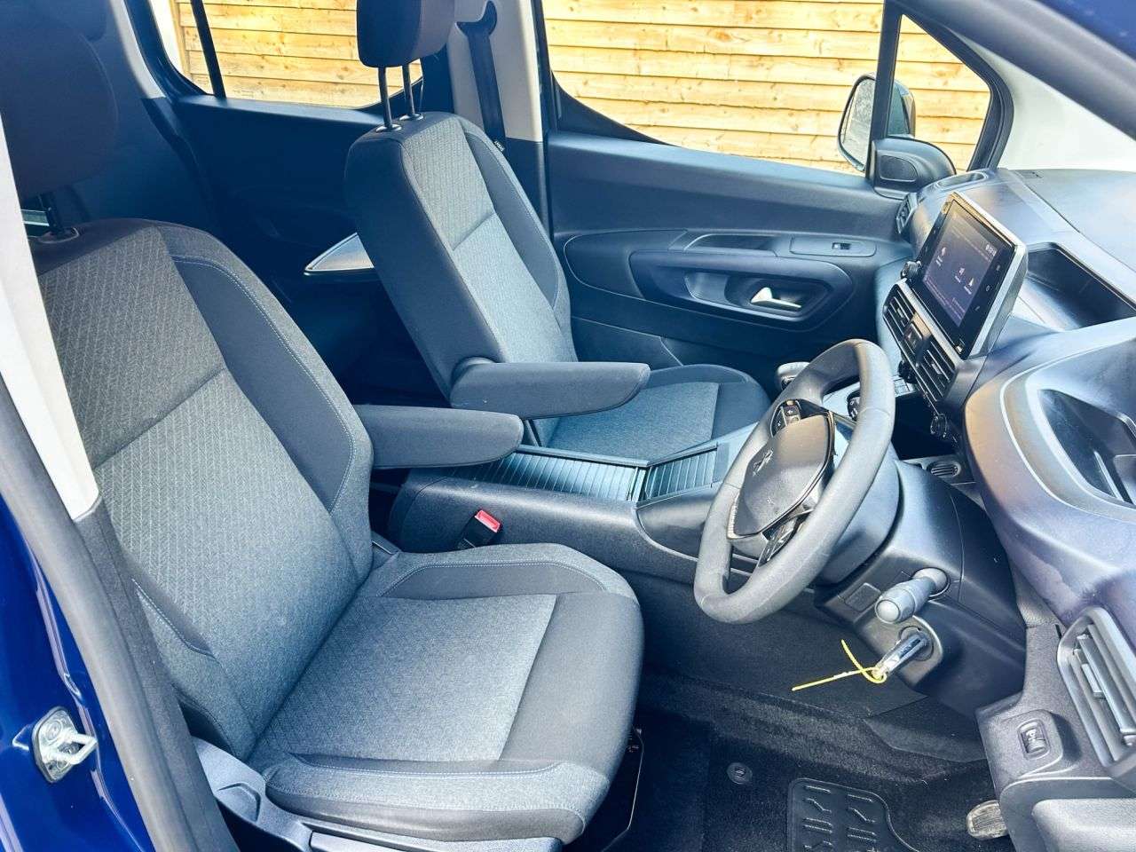 2024 PEUGEOT RIFTER 2024 PEUGEOT RIFTER