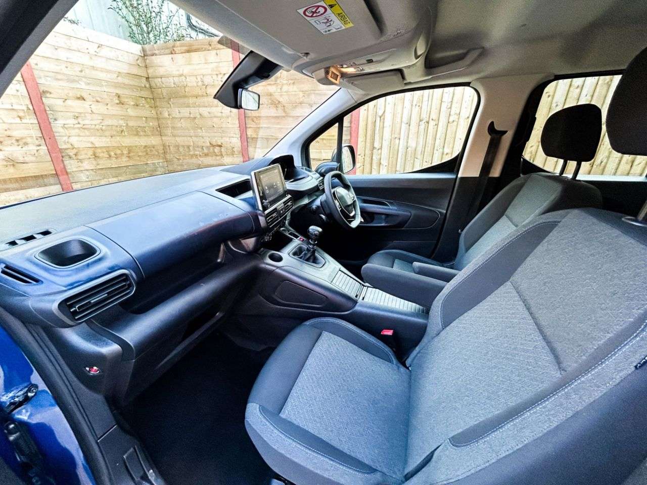 2024 PEUGEOT RIFTER 2024 PEUGEOT RIFTER