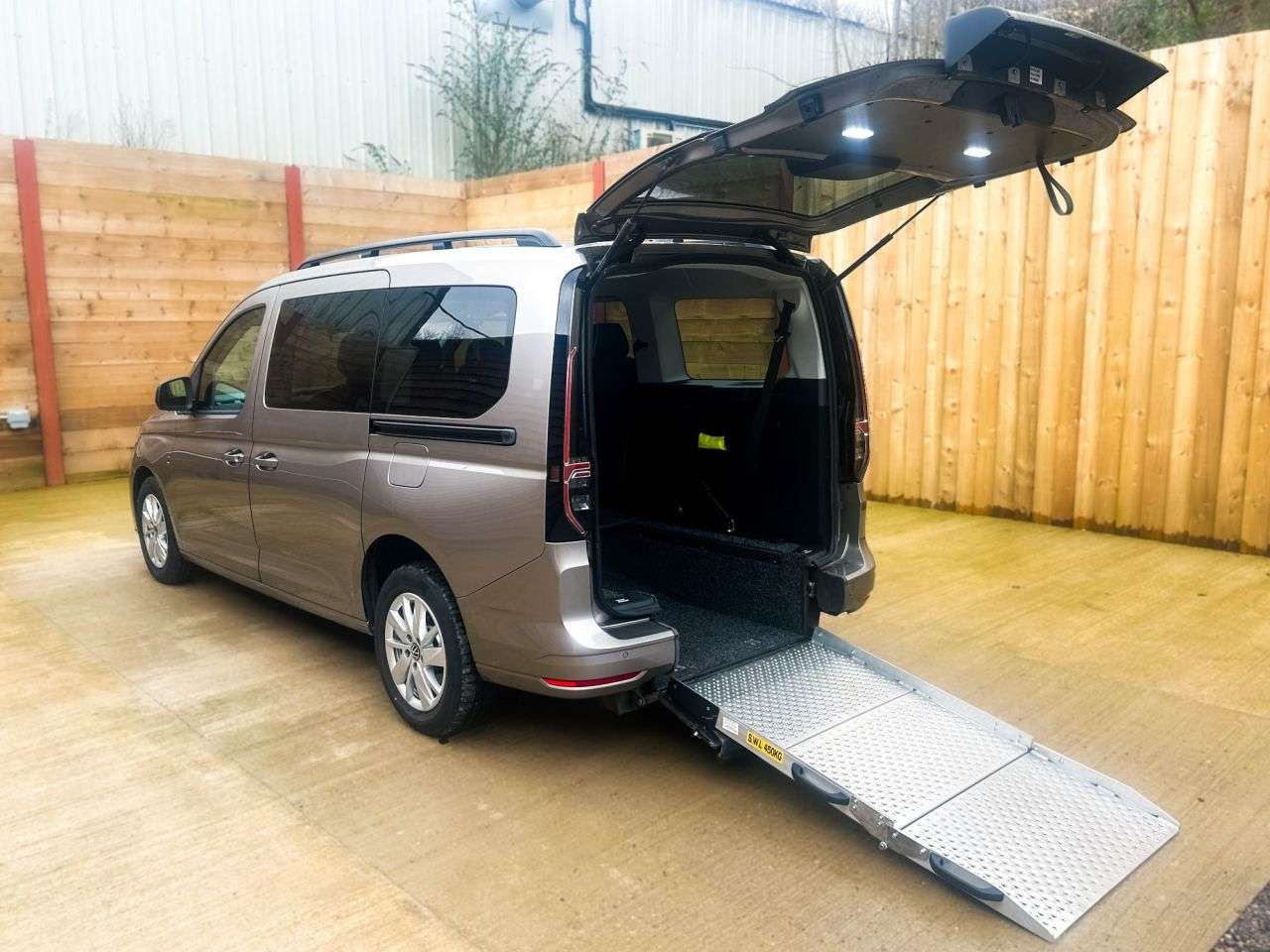 A 2022 VOLKSWAGEN CADDY MAXI 4 Seat Petrol Wheelchair Accessible Disabled Access Vehicle WAV A 2022 VOLKSWAGEN CADDY MAXI 4 Seat Petrol Wheelchair Accessible Disabled Access Vehicle WAV
