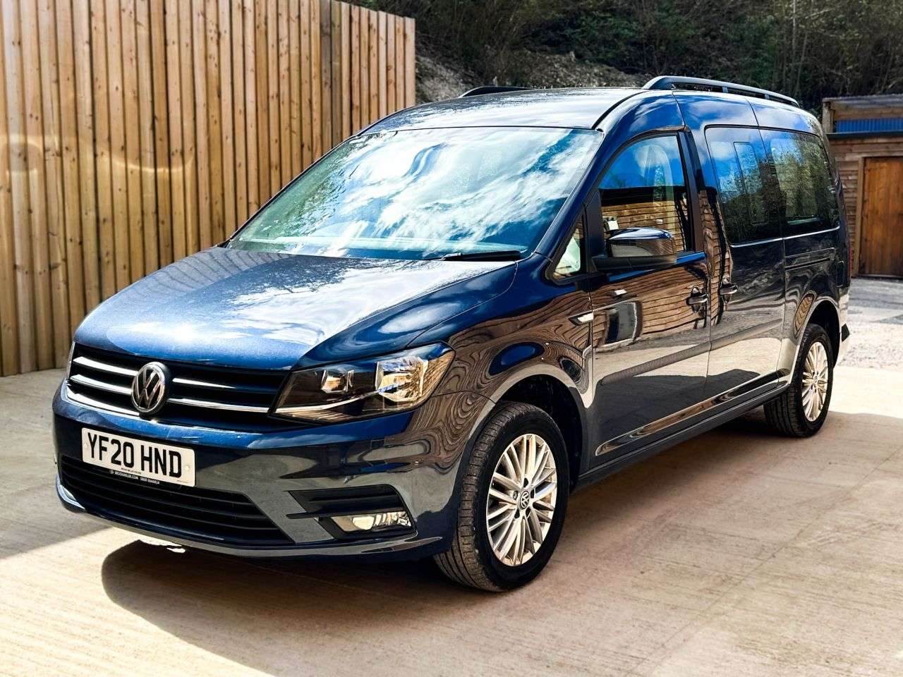 2020 VOLKSWAGEN CADDY MAXI LIFE 2020 VOLKSWAGEN CADDY MAXI LIFE
