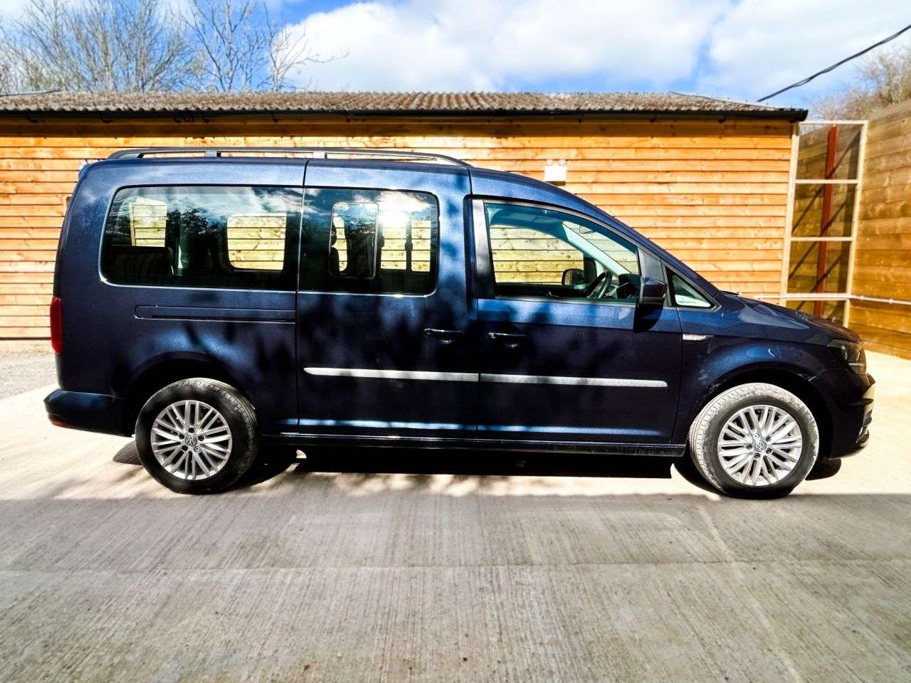 2020 VOLKSWAGEN CADDY MAXI LIFE 2020 VOLKSWAGEN CADDY MAXI LIFE