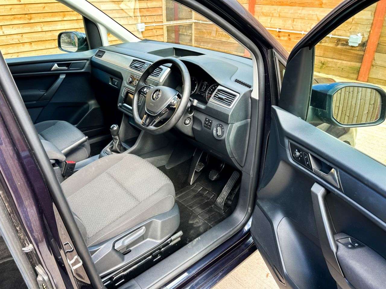2020 VOLKSWAGEN CADDY MAXI LIFE 2020 VOLKSWAGEN CADDY MAXI LIFE