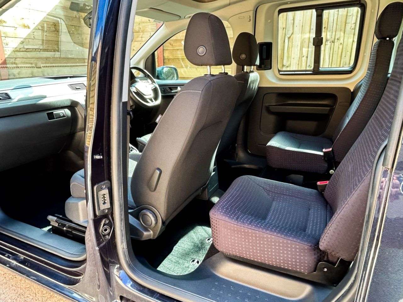 2020 VOLKSWAGEN CADDY MAXI LIFE 2020 VOLKSWAGEN CADDY MAXI LIFE