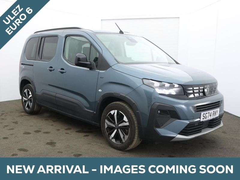 A 2024 PEUGEOT RIFTER 3 Seat Auto Wheelchair Accessible Disabled Access Vehicle WAV A 2024 PEUGEOT RIFTER 3 Seat Auto Wheelchair Accessible Disabled Access Vehicle WAV
