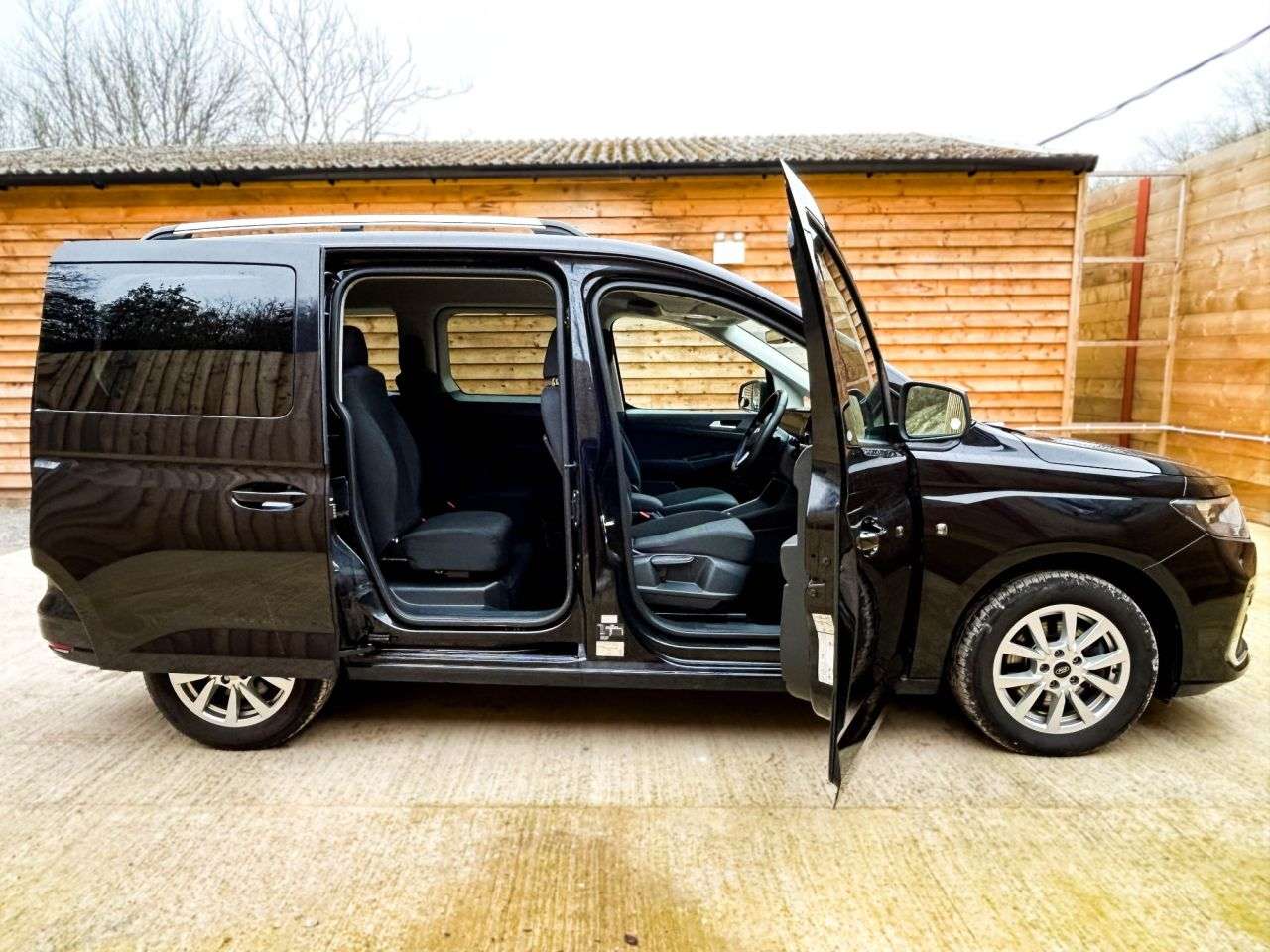 2023 FORD TOURNEO CONNECT 2023 FORD TOURNEO CONNECT