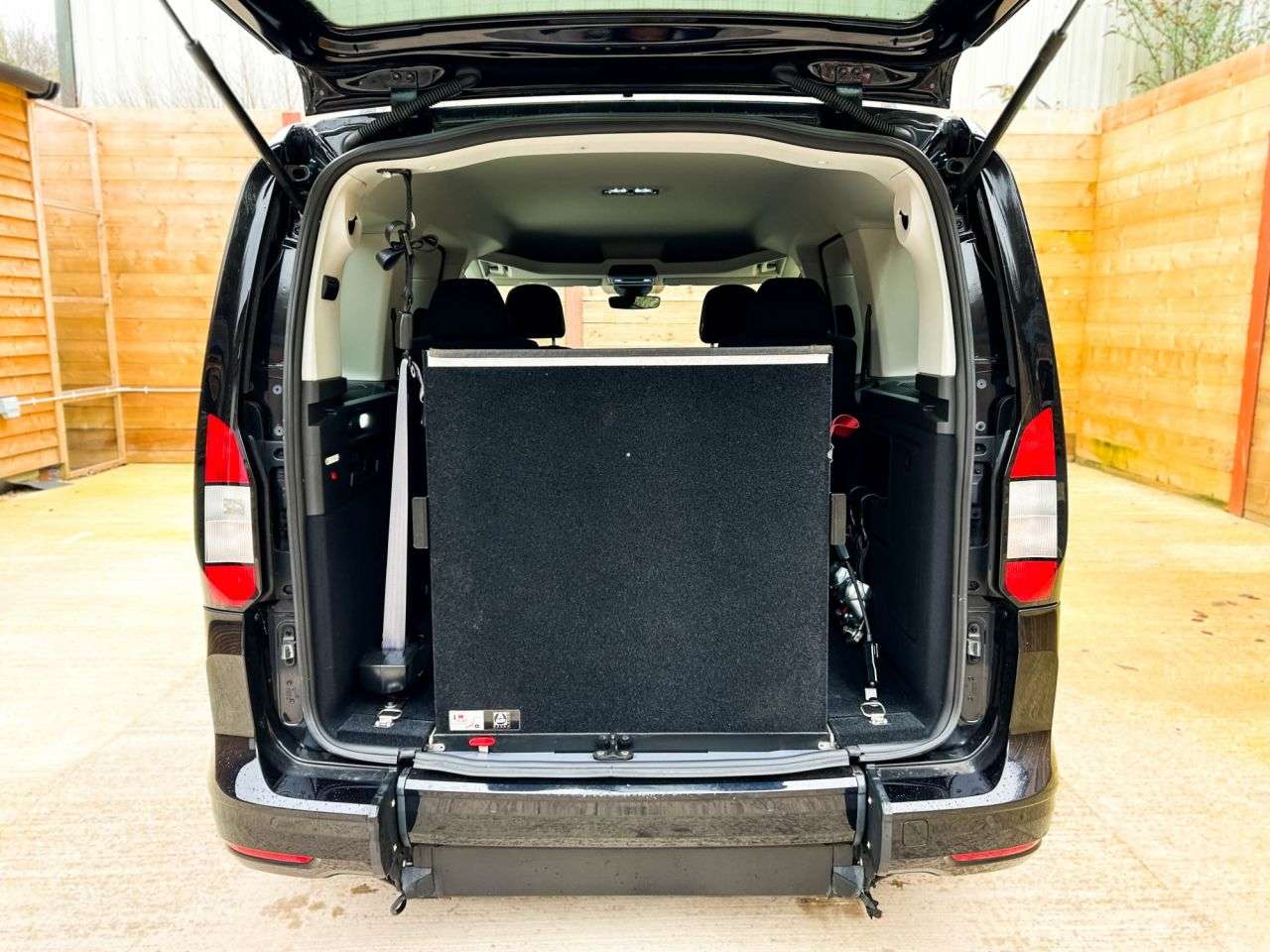 2023 FORD TOURNEO CONNECT 2023 FORD TOURNEO CONNECT