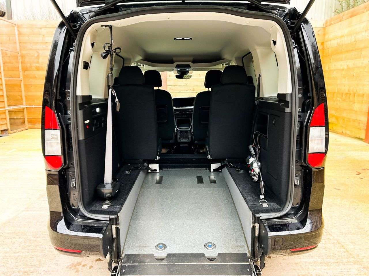 2023 FORD TOURNEO CONNECT 2023 FORD TOURNEO CONNECT