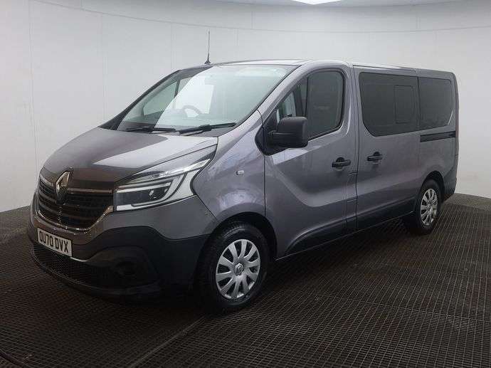 A 2020 RENAULT TRAFIC 5 Seat Auto Wheelchair Accessible Disabled Access Vehicle WAV A 2020 RENAULT TRAFIC 5 Seat Auto Wheelchair Accessible Disabled Access Vehicle WAV