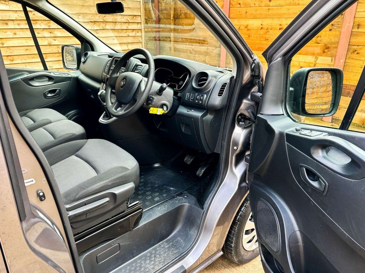 2020 RENAULT TRAFIC 2020 RENAULT TRAFIC