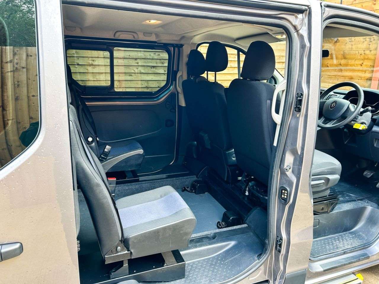 2020 RENAULT TRAFIC 2020 RENAULT TRAFIC